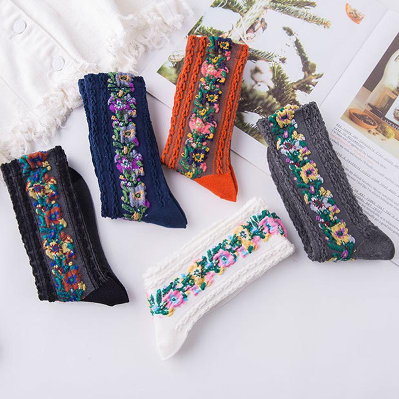 Laceup™ Embroidered Floral Socks